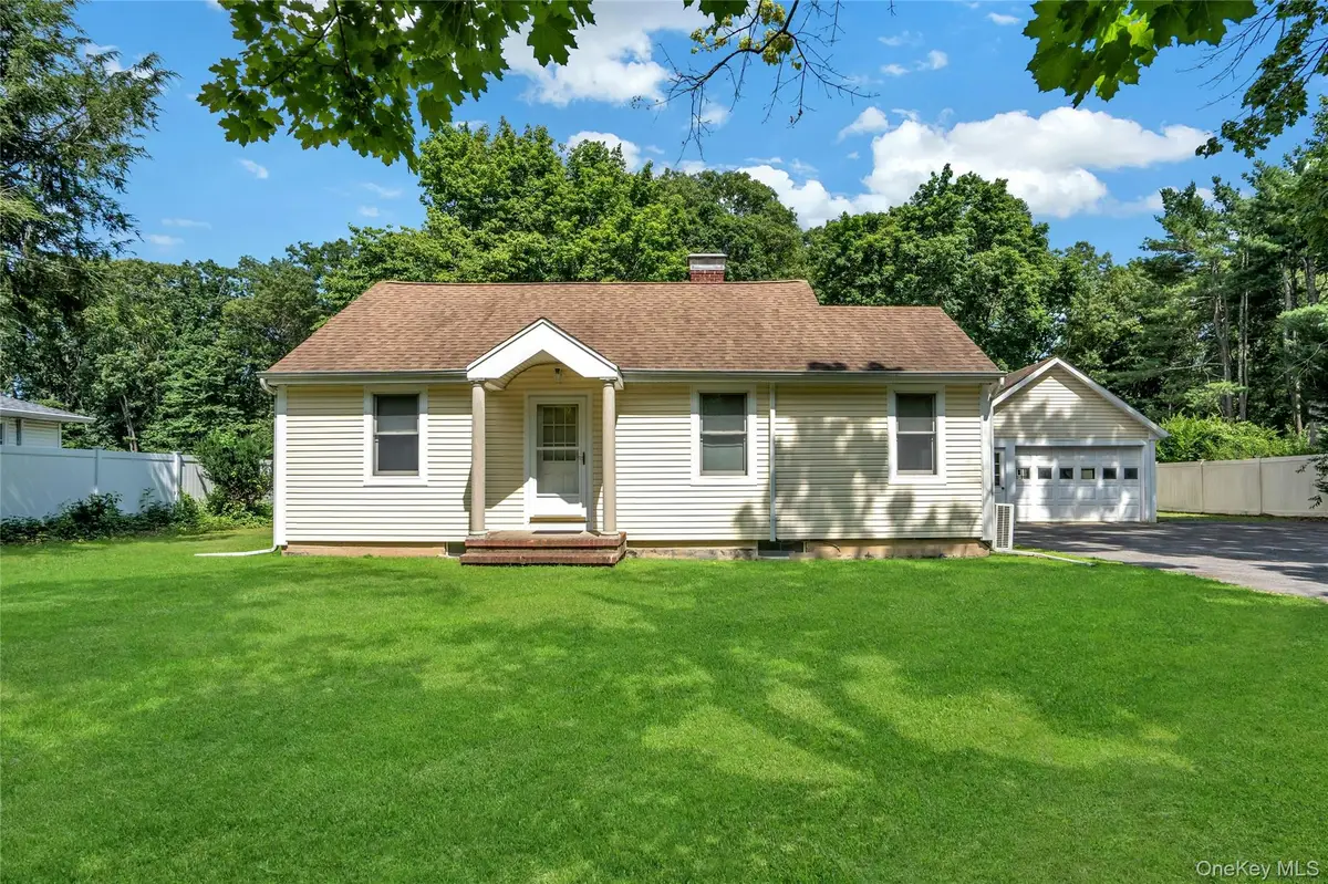 33 Laurel Drive, Smithtown, NY 11787 - #1