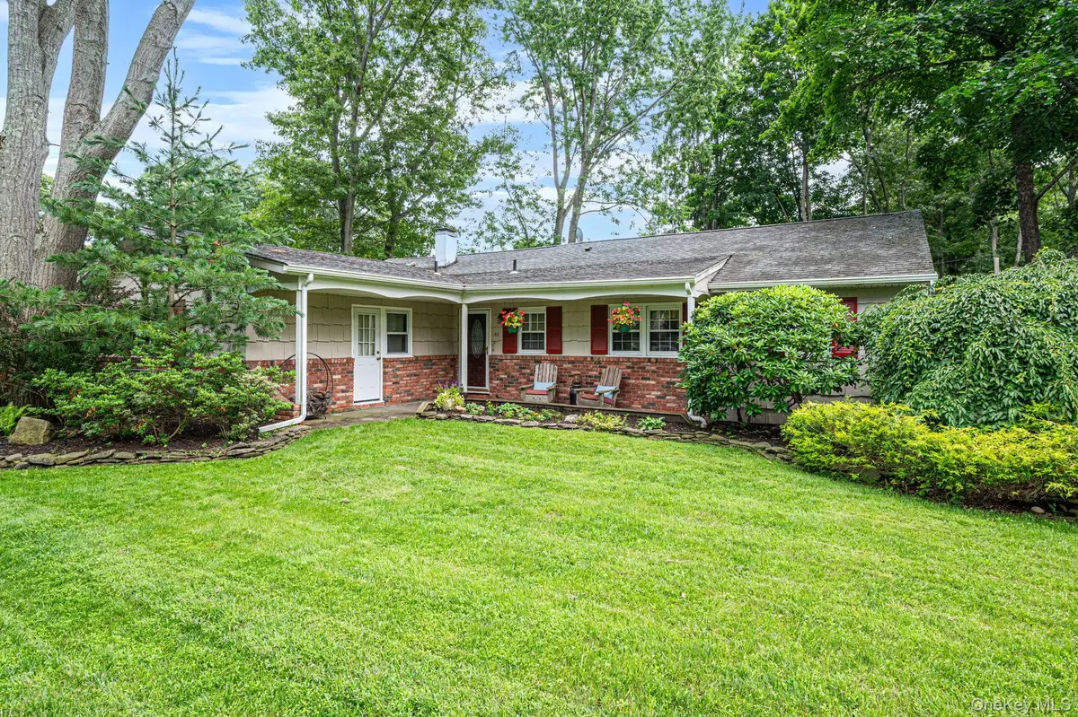 44 Winslow Lane, Smithtown, NY 11787 - #1