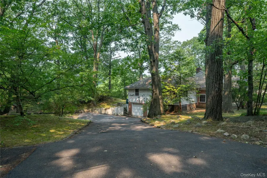 8 Rutland Road, Bronxville, NY 10708 - #3