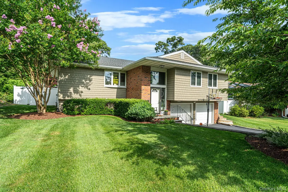 22 Caddy Place, Rocky Point, NY 11778 - #1