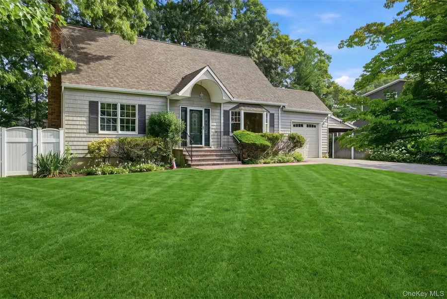 901 Liberty Street, Bohemia, NY 11716 - #2