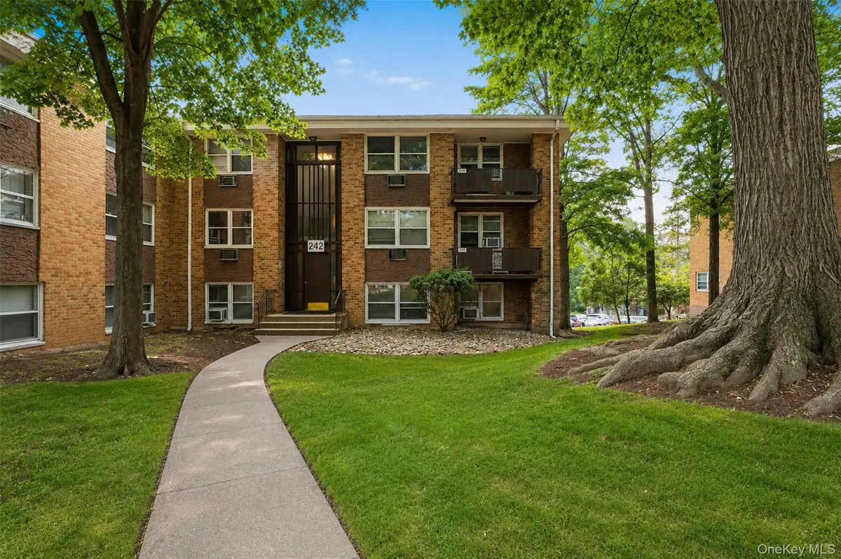 242 Kearsing Parkway #A, Monsey, NY 10952 - #1