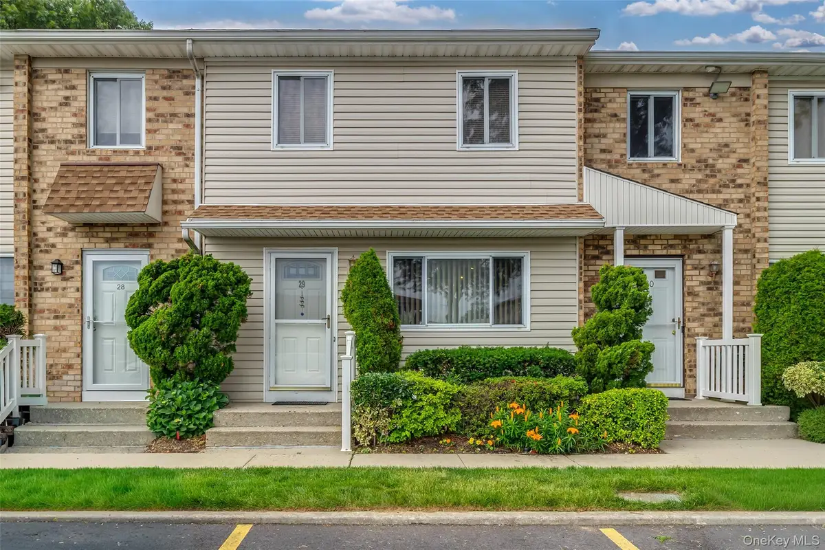 1595 N Central Avenue #29CO, Valley Stream, NY 11580 - #1