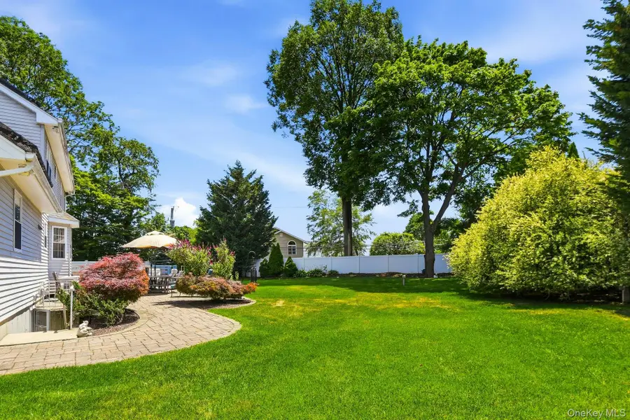 35 Dennis Lane, Bethpage, NY 11714 - #2