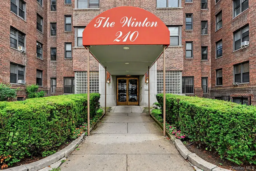 210 Martine Avenue #5K, White Plains, NY 10601 - #2