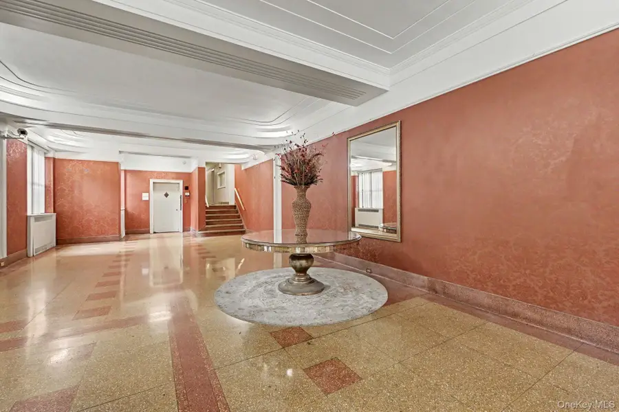 210 Martine Avenue #5K, White Plains, NY 10601 - #3
