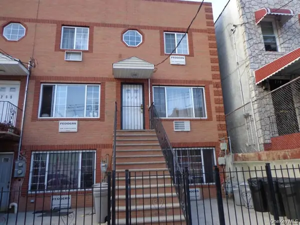 717 E 215th Street, Bronx, NY 10467