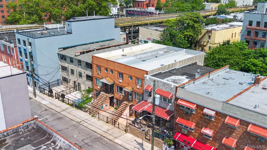 717 E 215th Street, Bronx, NY 10467 - #3