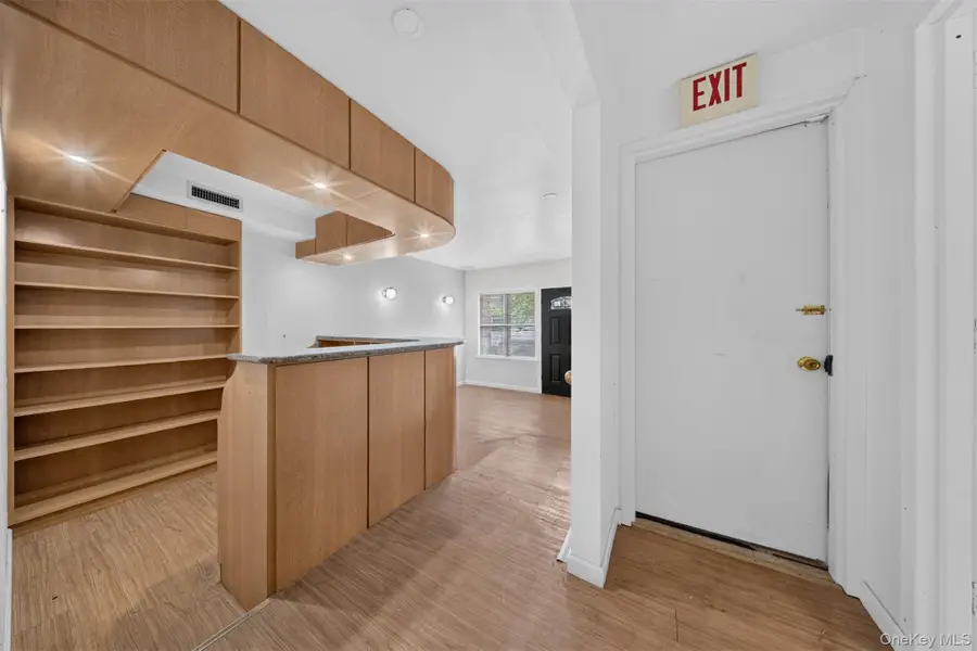 143-27 Roosevelt Ave, Flushing, NY 11354 - #3