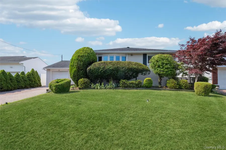 258 Aster Street, Massapequa Park, NY 11762 - #3