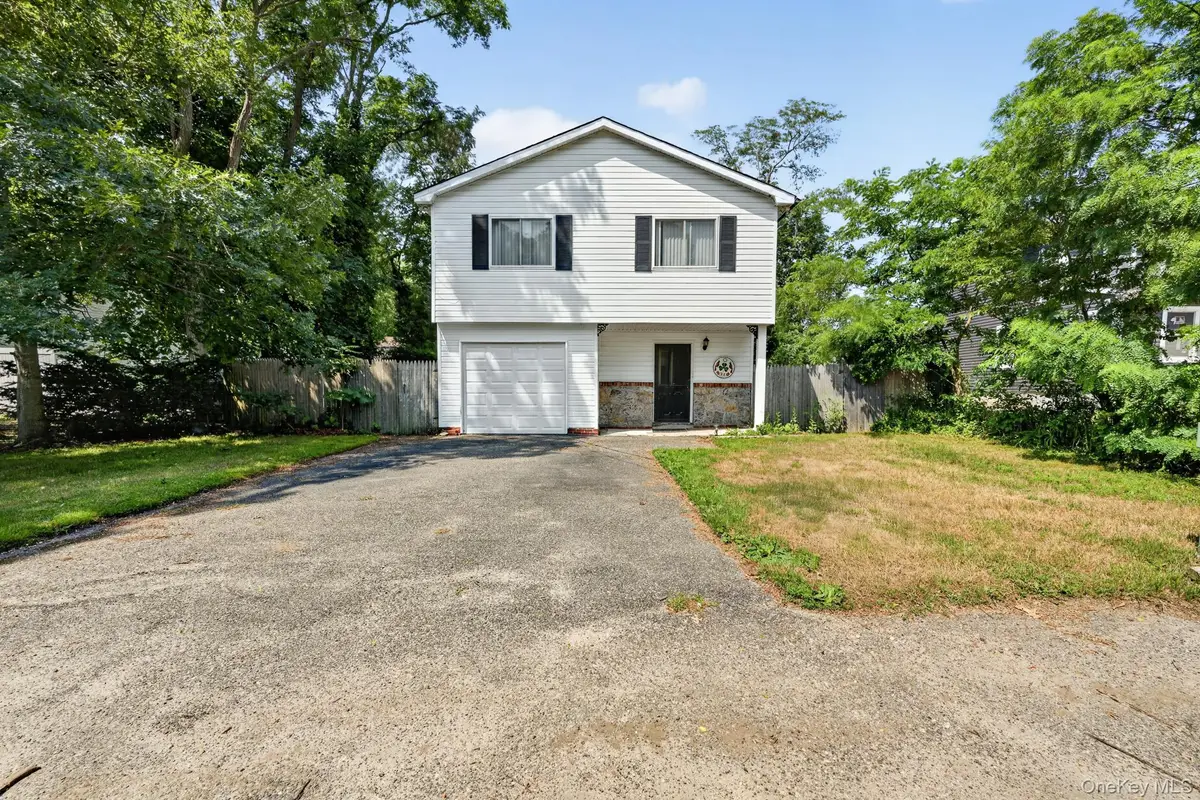 174 Beaver Drive, Mastic Beach, NY 11951 - #1