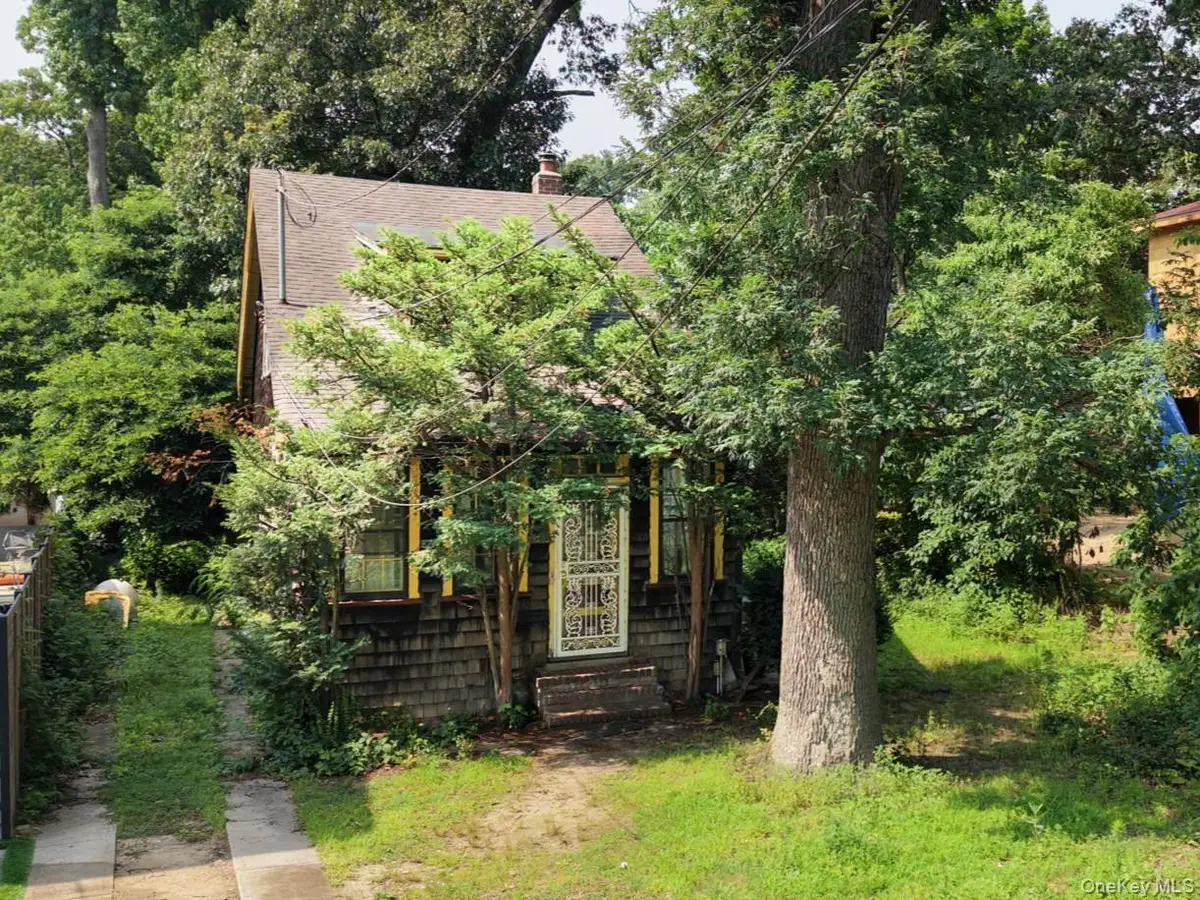 193-35 Mclaughlin Avenue, Hollis, NY 11423 - #1