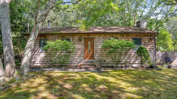 29 Boatheaders Lane N, East Hampton, NY 11937