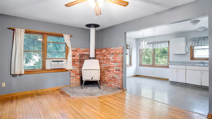 29 Boatheaders Lane N, East Hampton, NY 11937 - #2