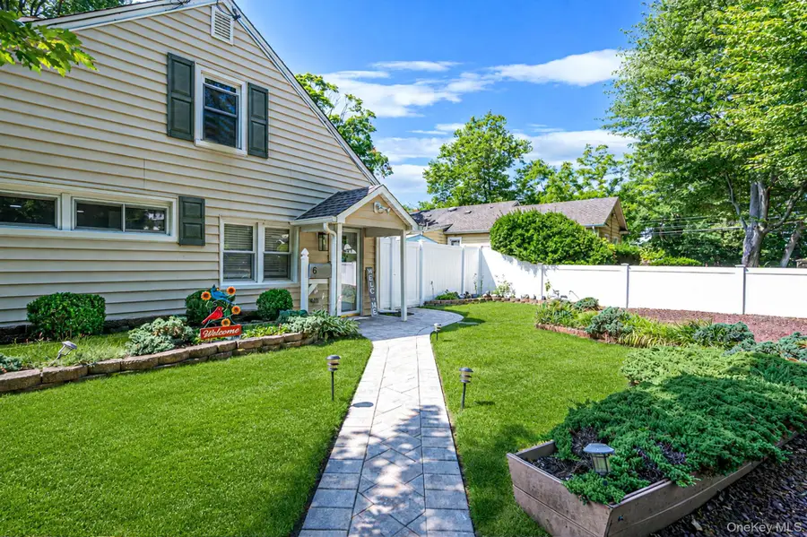 6 Gerek Avenue, West Islip, NY 11795 - #3