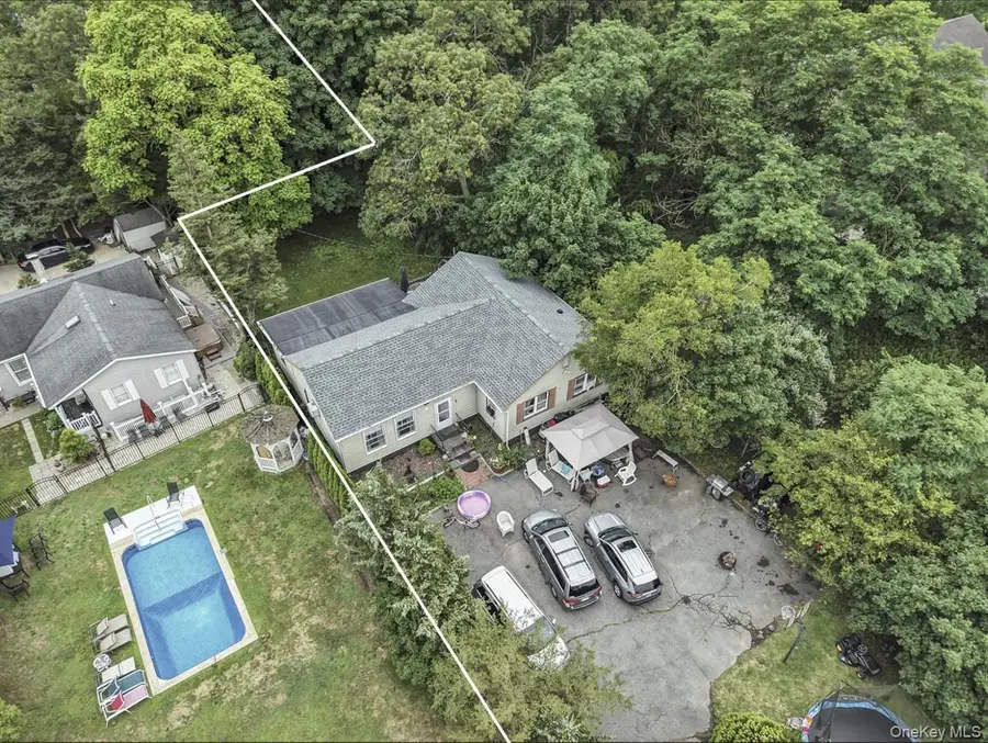 669 Flanders Road, Flanders, NY 11901 - #3