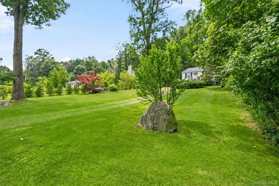19 Oak Ridge Drive, Putnam Valley, NY 10579 - #2