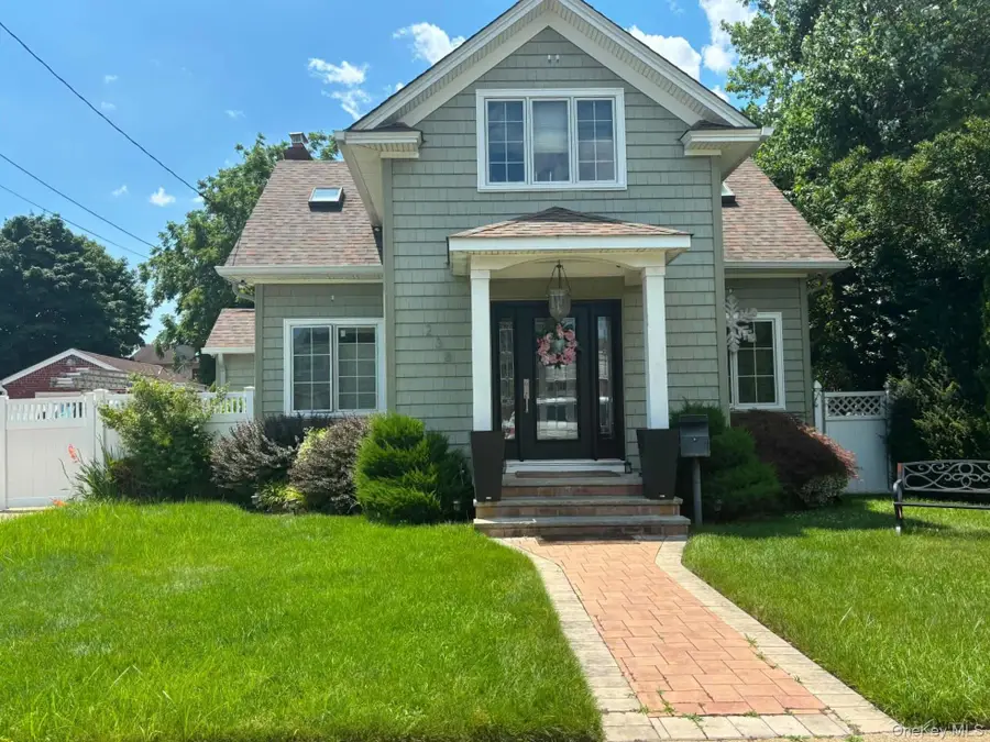 238 Laclede Avenue, Uniondale, NY 11553 - #3