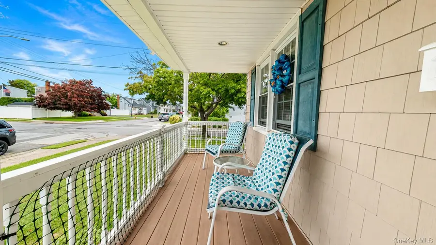 262 N Cedar Street, North Massapequa, NY 11758 - #3