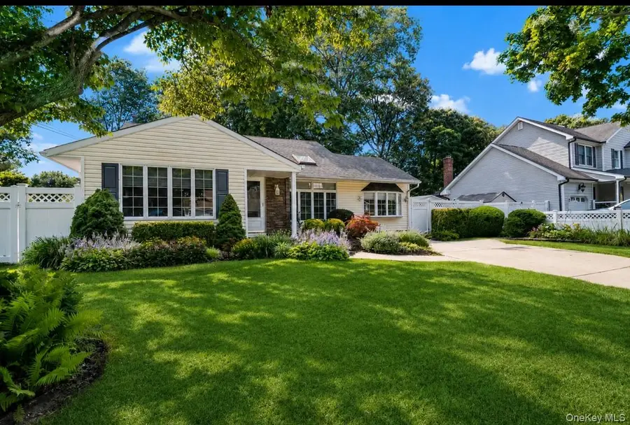 12 Larry Road, Selden, NY 11784 - #3