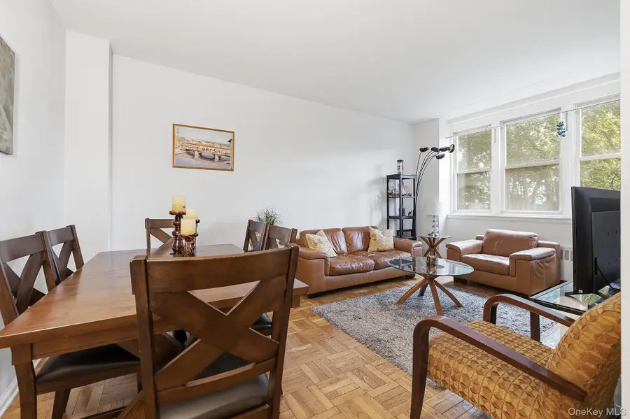 55 Knolls Crescent #1B, Bronx, NY 10463 - #3