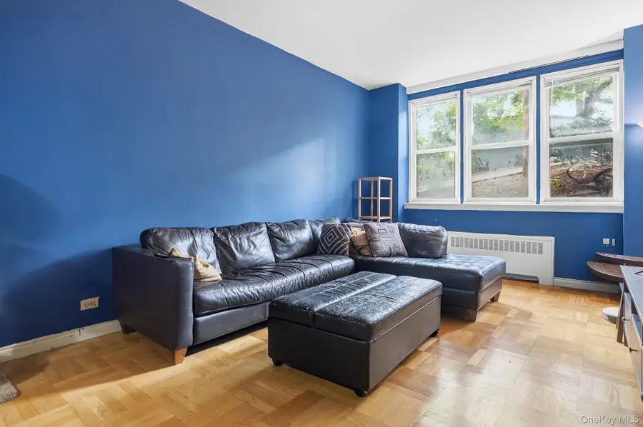 55 Knolls Crescent #1C, Bronx, NY 10463 - #3