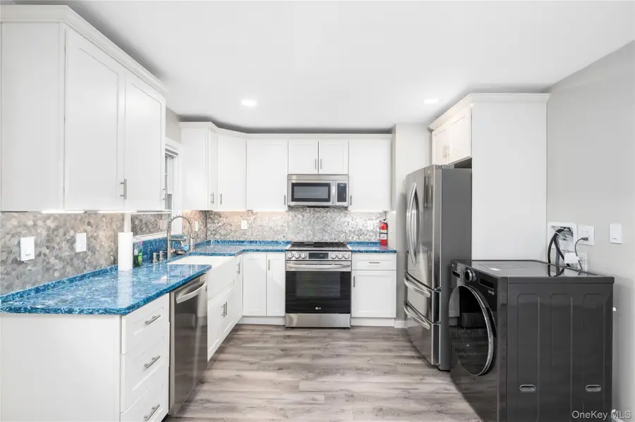 2710 South Road #B5, Poughkeepsie, NY 12601 - #3