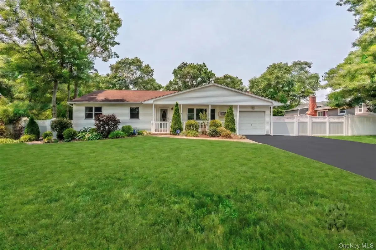 118 Fairmont Avenue, Medford, NY 11763 - #1