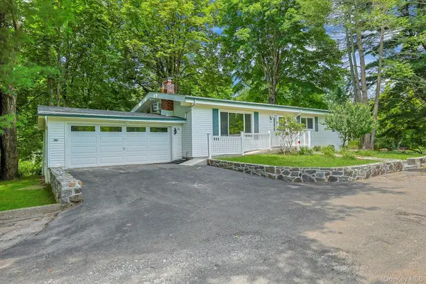 252 Watch Hill Road, Cortlandt Manor, NY 10567