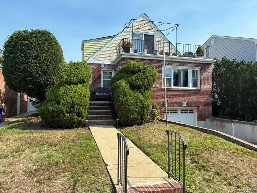 553 W Beech Street, Long Beach, NY 11561 - #2