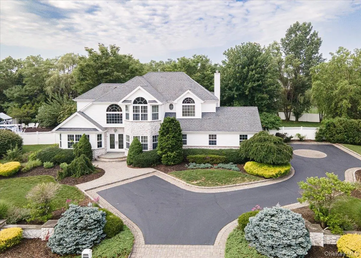 6 Arborvitae Lane, Miller Place, NY 11764 - #1