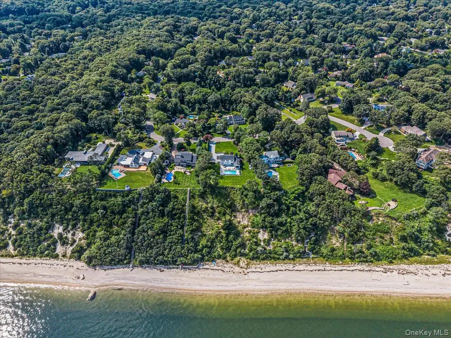 37 Soundview Drive, Shoreham, NY 11786 - #3