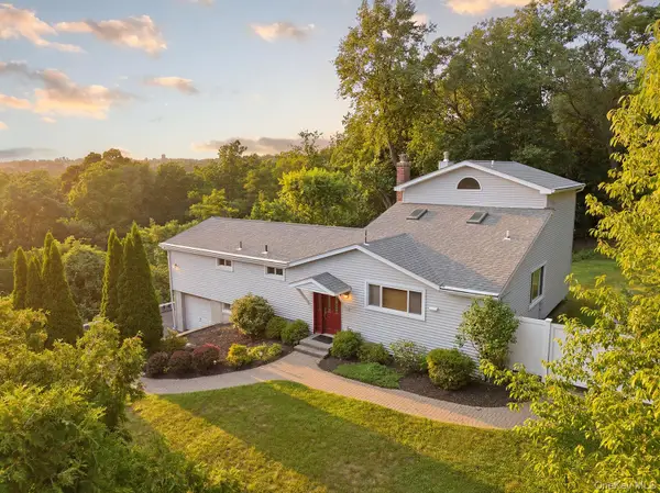 946 Barberry Road, Yorktown Heights, NY 10598