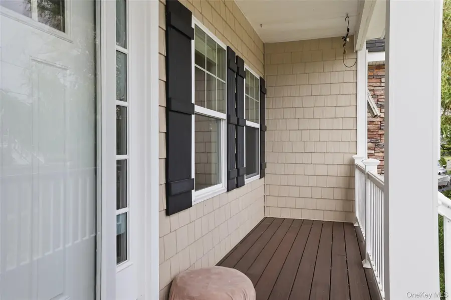 34 Meadow Lane, Amityville, NY 11701 - #3