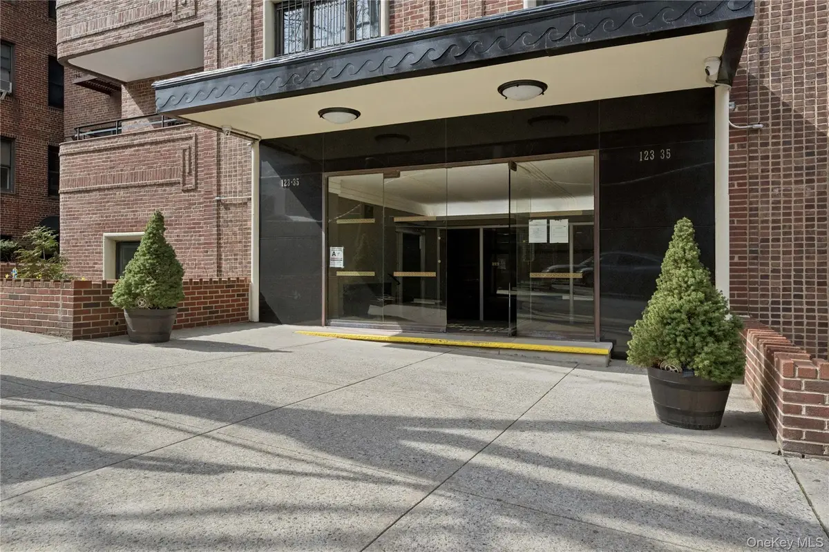123-35 82nd Road #5U, Kew Gardens, NY 11415 - #1