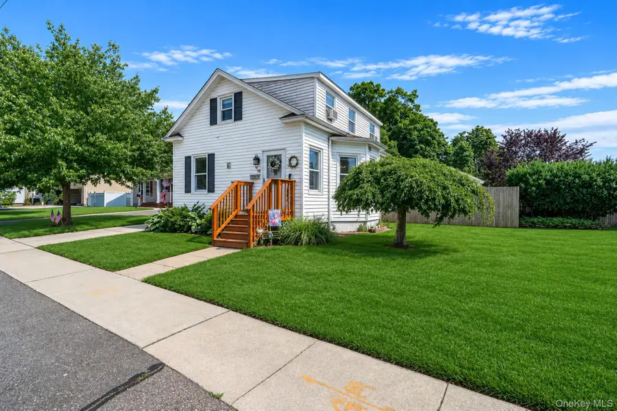 74 Fairview Avenue, Islip Terrace, NY 11752 - #2