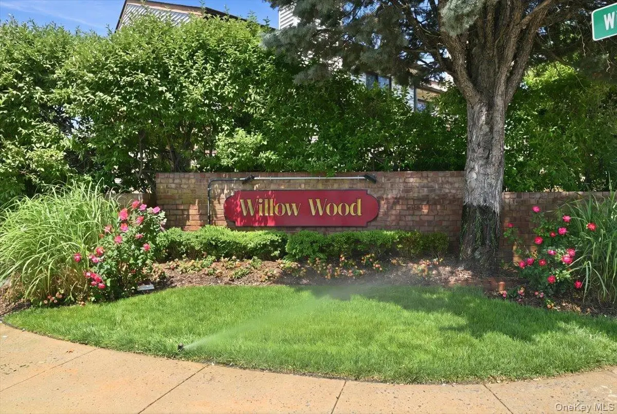 16 Balsam Court, Wantagh, NY 11793 - #1