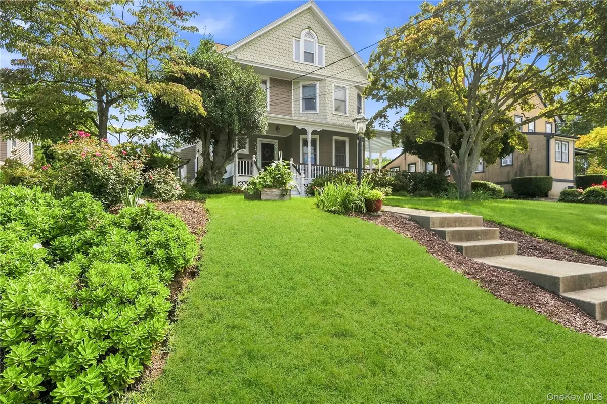 43 Kellogg Street, Oyster Bay, NY 11771 - #1