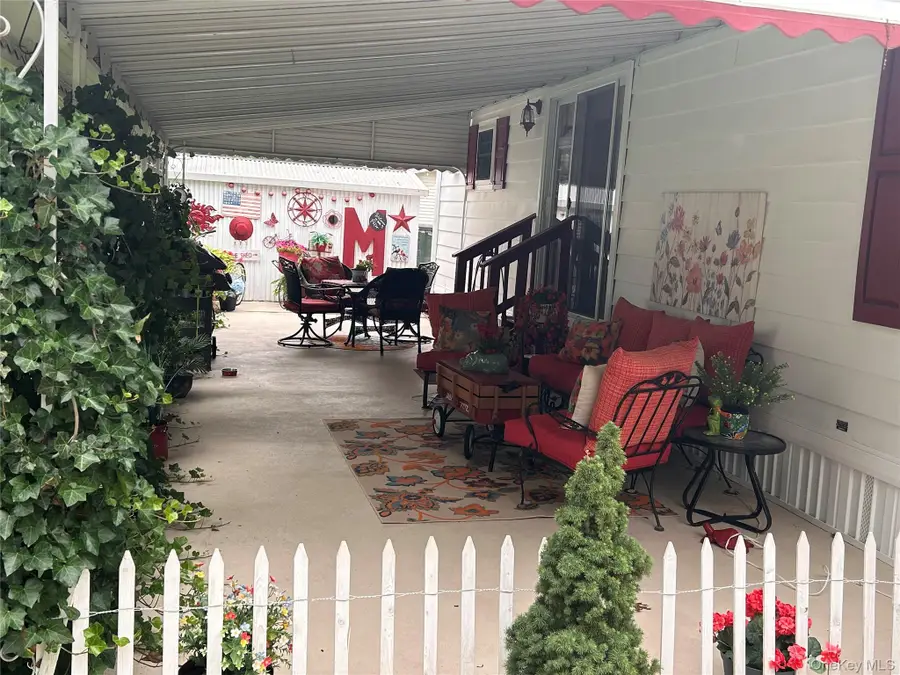 1661 Old Country Rd #471, Riverhead, NY 11901 - #2