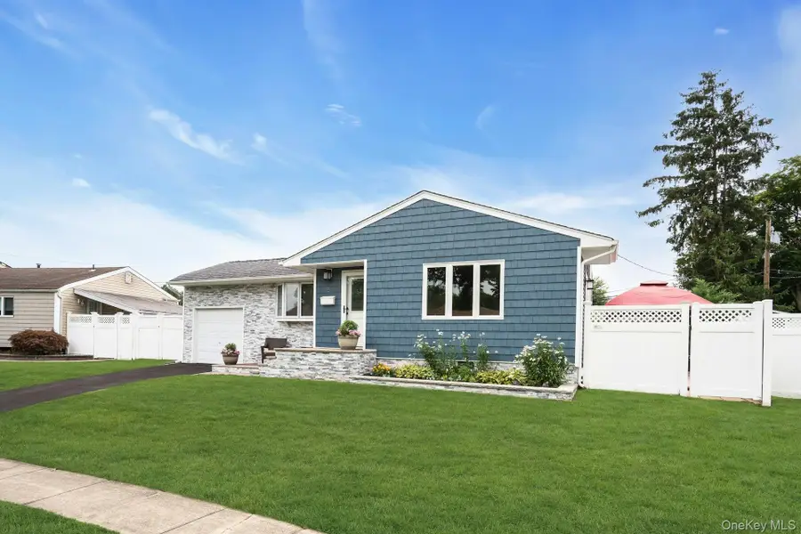 5 Stagg Lane, Commack, NY 11725 - #3