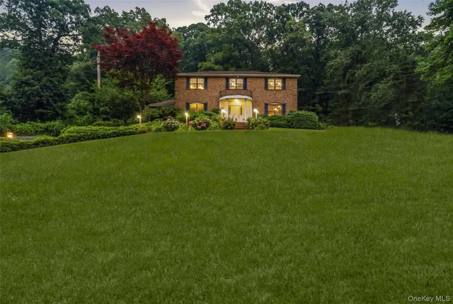 94 Bagatelle Road, Melville, NY 11747 - #3