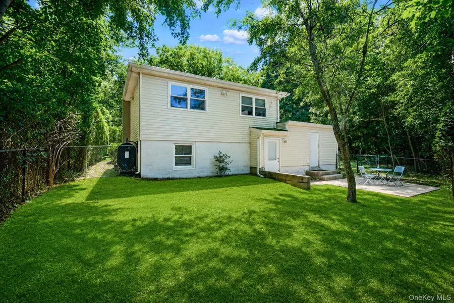 104 21st Street, Wading River, NY 11792 - #3