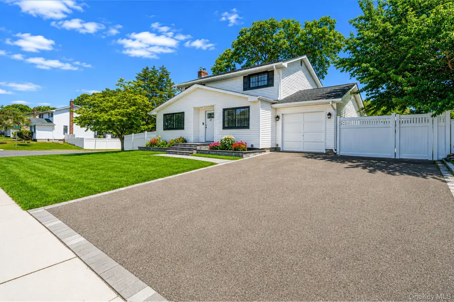27 Galaxie Lane, Selden, NY 11784 - #2