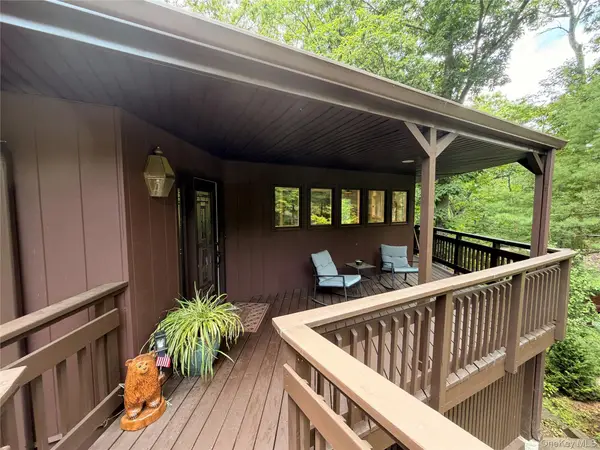 66 High Hill Road, Tuxedo Park, NY 10987