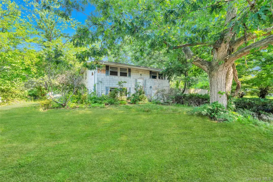 41 Arrowhead Lane, East Setauket, NY 11733 - #2