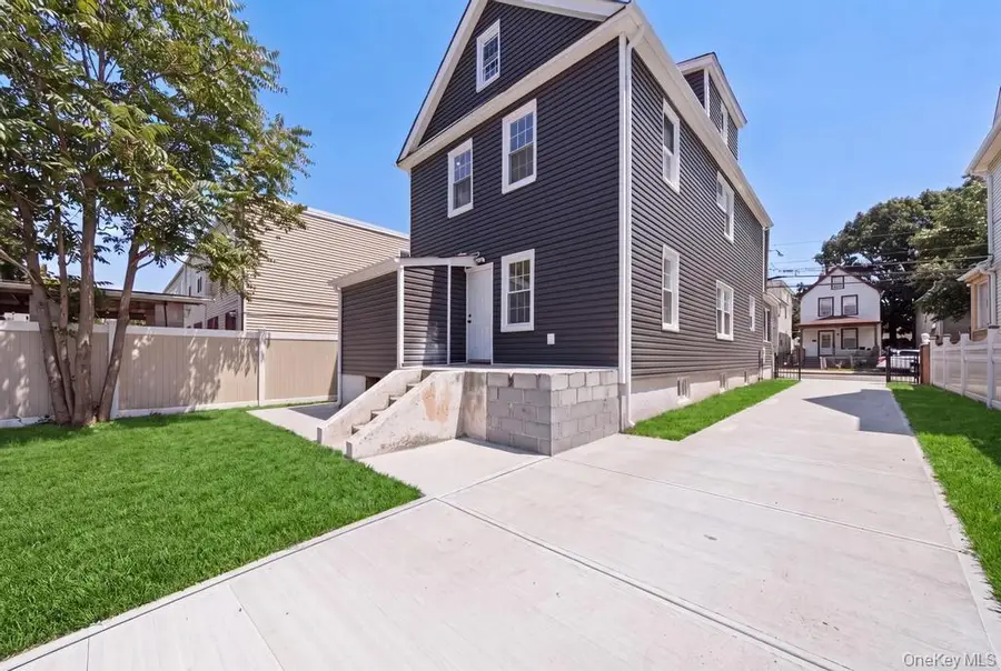 150-29 Yates Road, Jamaica, NY 11433 - #3