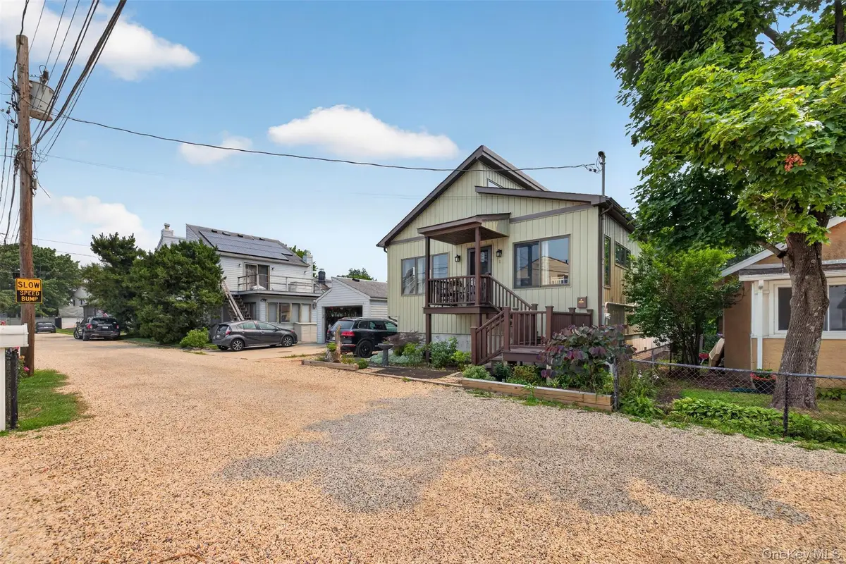 6 Howard Road, Bayville, NY 11709 - #1
