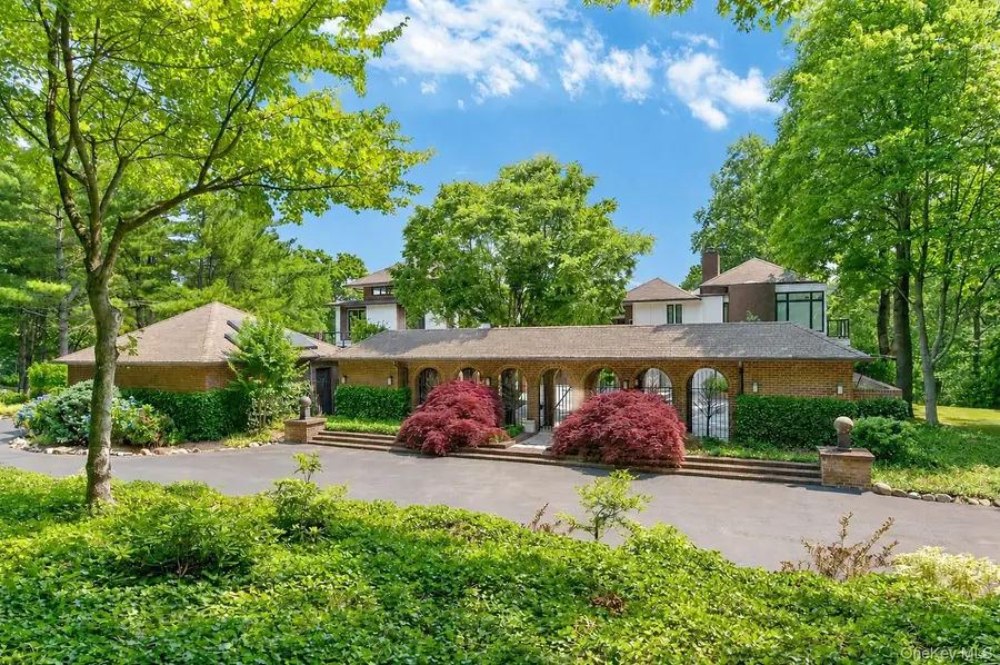 235 Cleft Road, Mill Neck, NY 11765 - #2