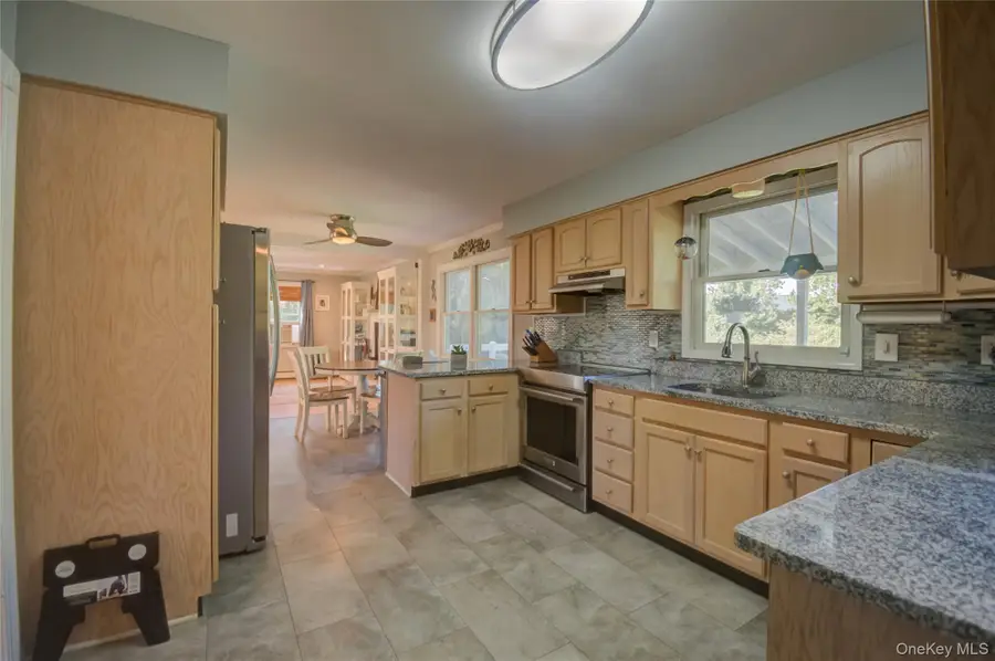 54 Clearview Circle, Hopewell Junction, NY 12533 - #3