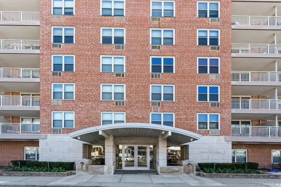410 E Broadway #4T, Long Beach, NY 11561 - #2